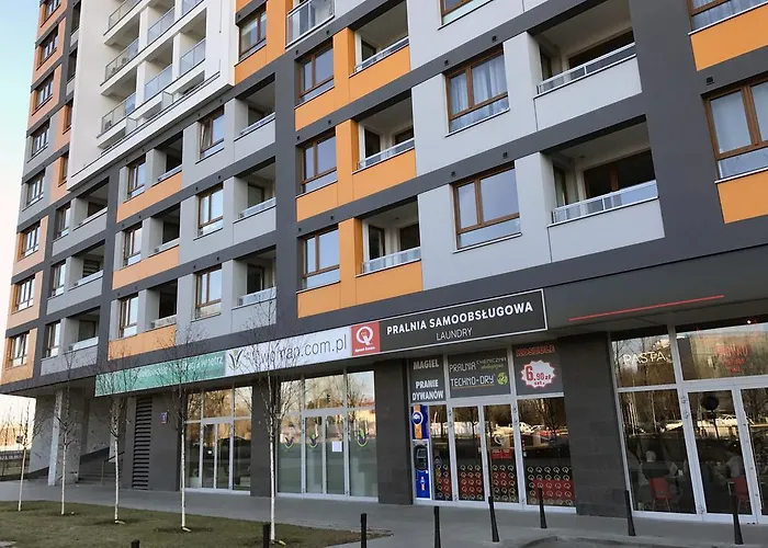 Zeromskiego 1 * Warschau