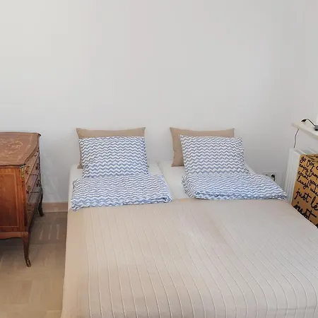 Zeromskiego 1 Varšava